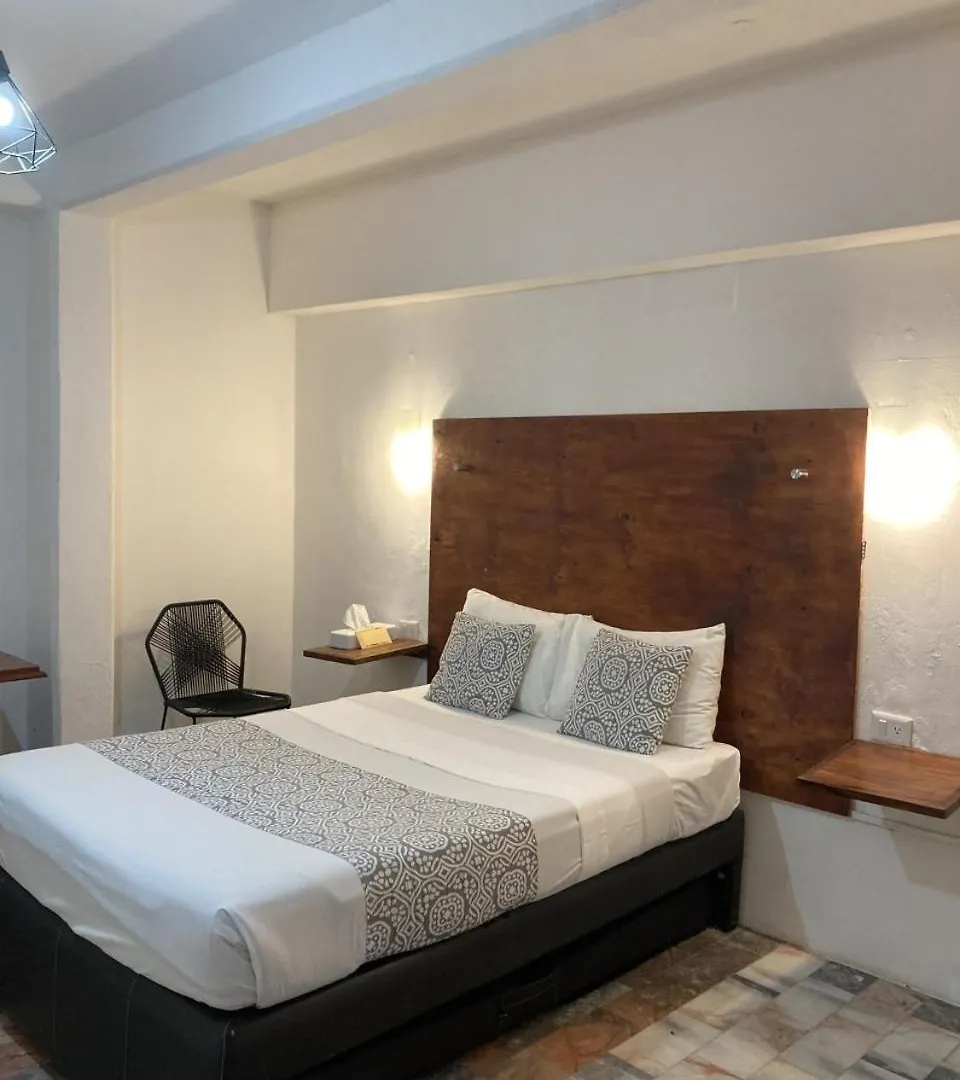 Hotel Boutique Ixaya Puerto Vallarta 3*,